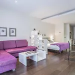 Gran Via Suites