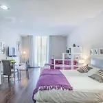 Gran Via Suites