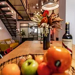 Lujoso Loft De 2 Plantas Junto Al Palacio Real De Madrid