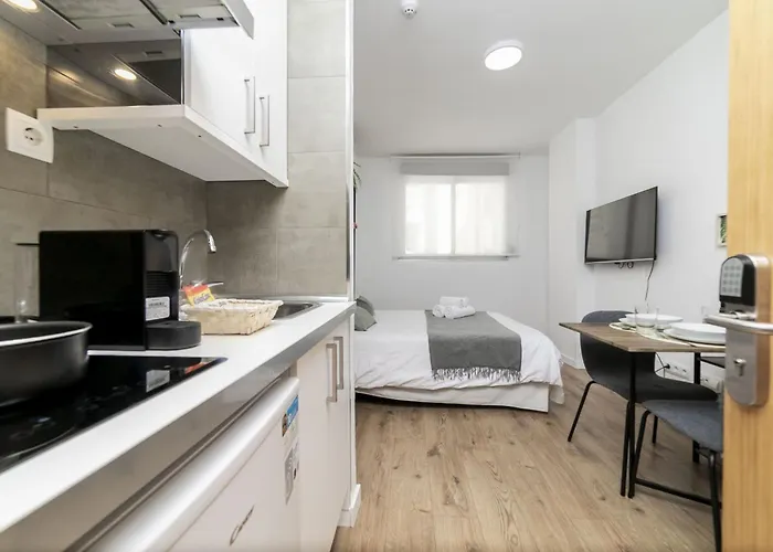 Classy V - Ferga Suites