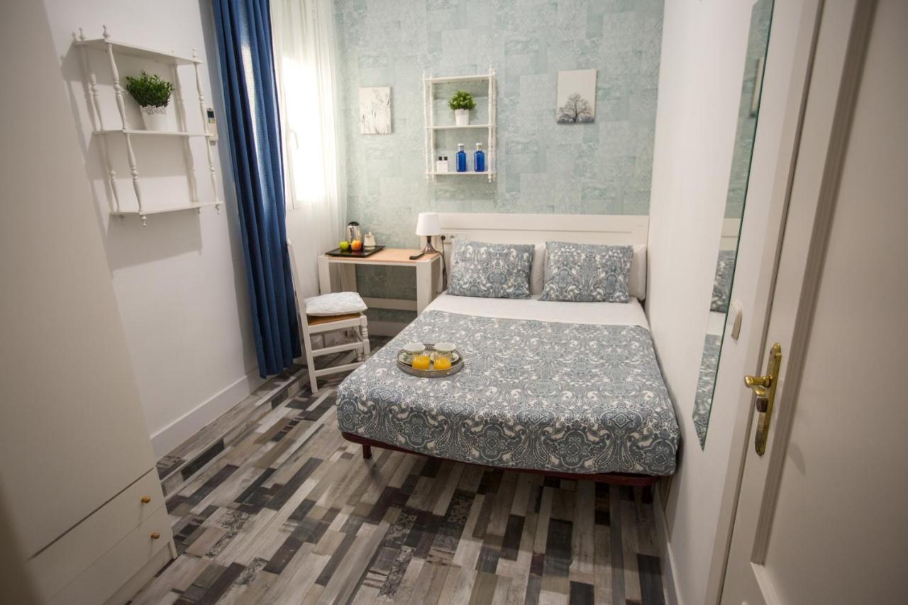 Fuencarral Adeco Guest house