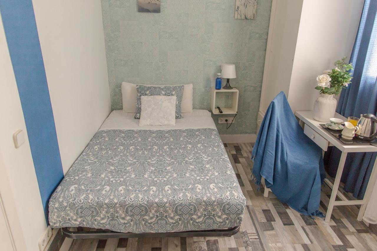 Fuencarral Adeco Guest house