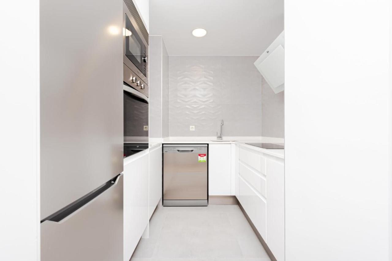 Apartment Olivos Stylish In Conde Orgaz Area Madrid