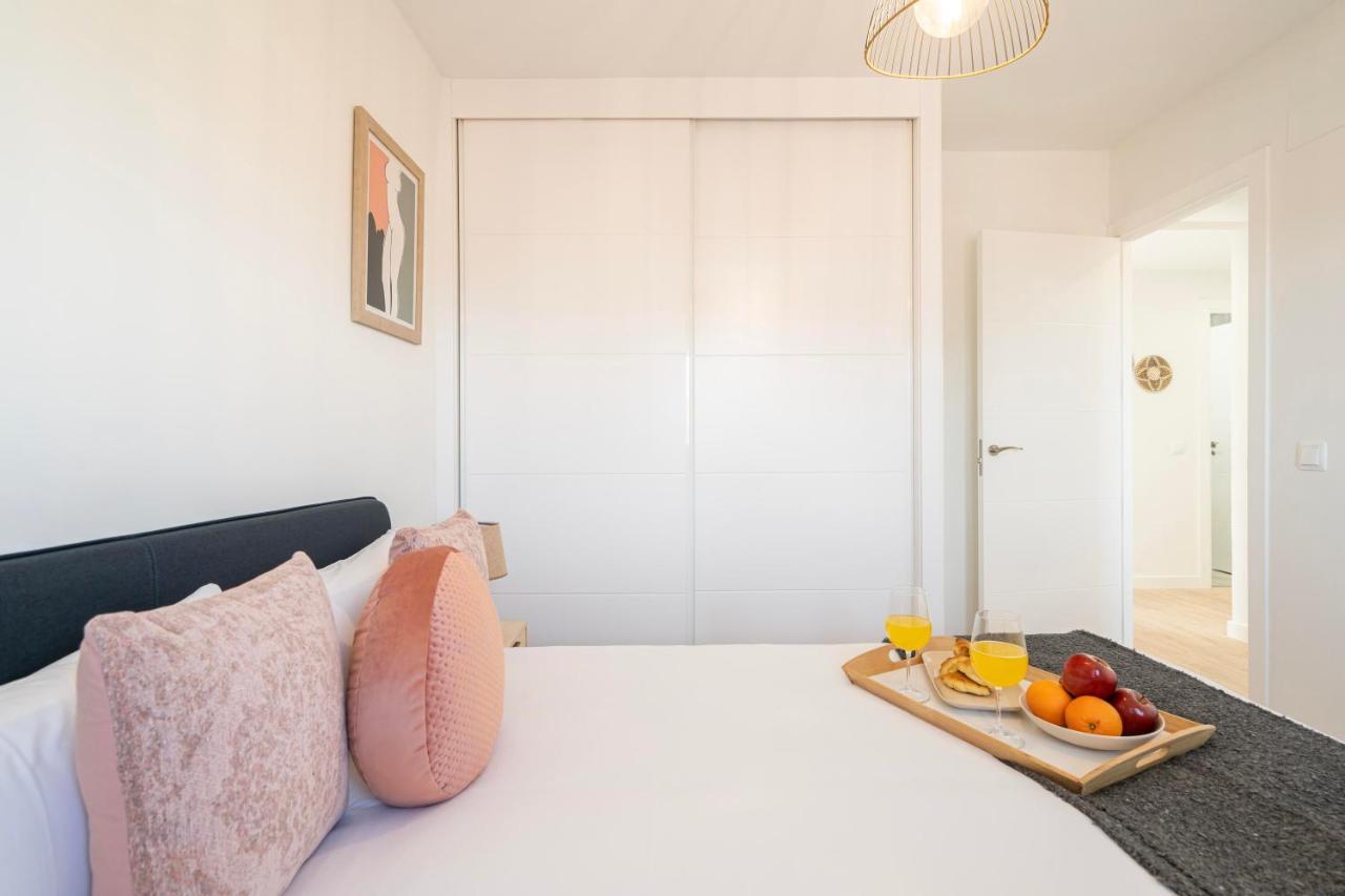 Dobohomes - Argenta Apartment