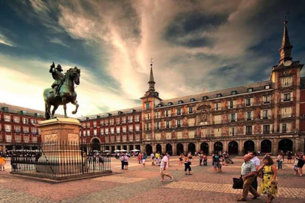 San Isidro Labrador, En Vistillas Junto A Metro Puerta De Toledo Apartamento *