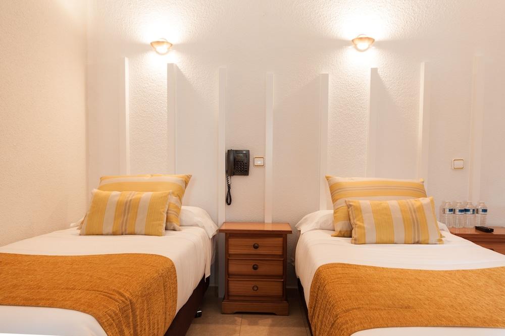 Josefina Hostal Madrid