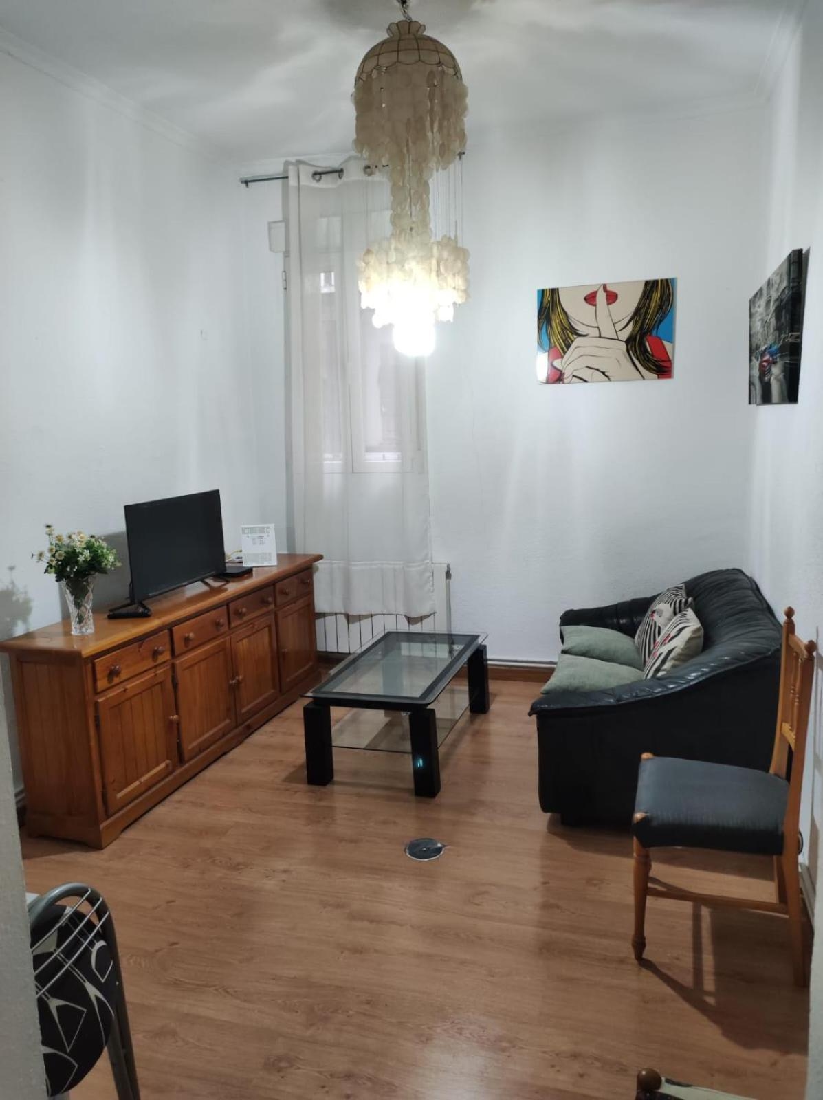San Isidro Labrador, En Vistillas Junto A Metro Puerta De Toledo Apartamento *