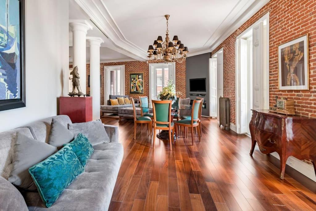 Luxury Opera * Madrid
