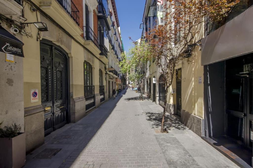 Estudio Literario 2 En Letras, Ventura De La Vega Apartamento