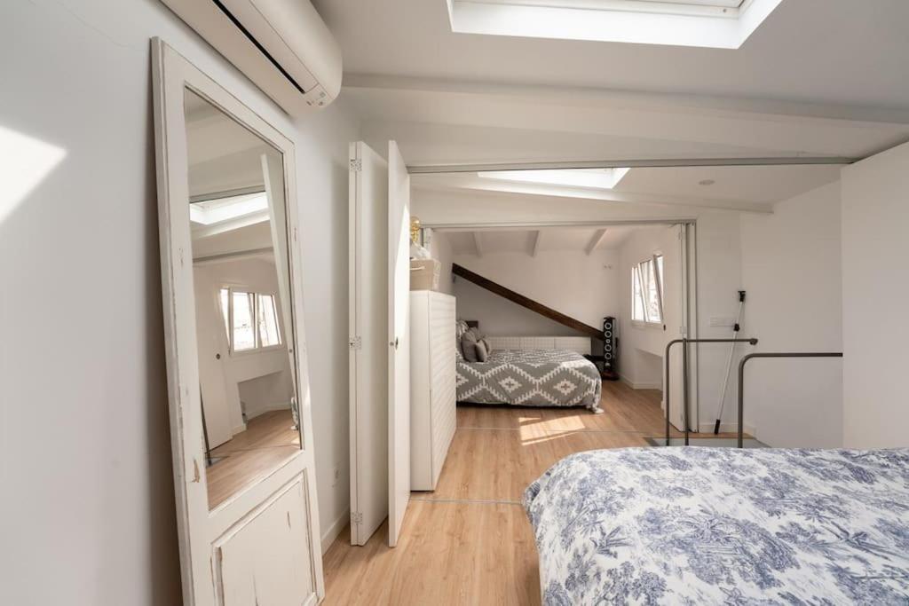 Luminoso Duplex Junto A Gran Via Apartamento *