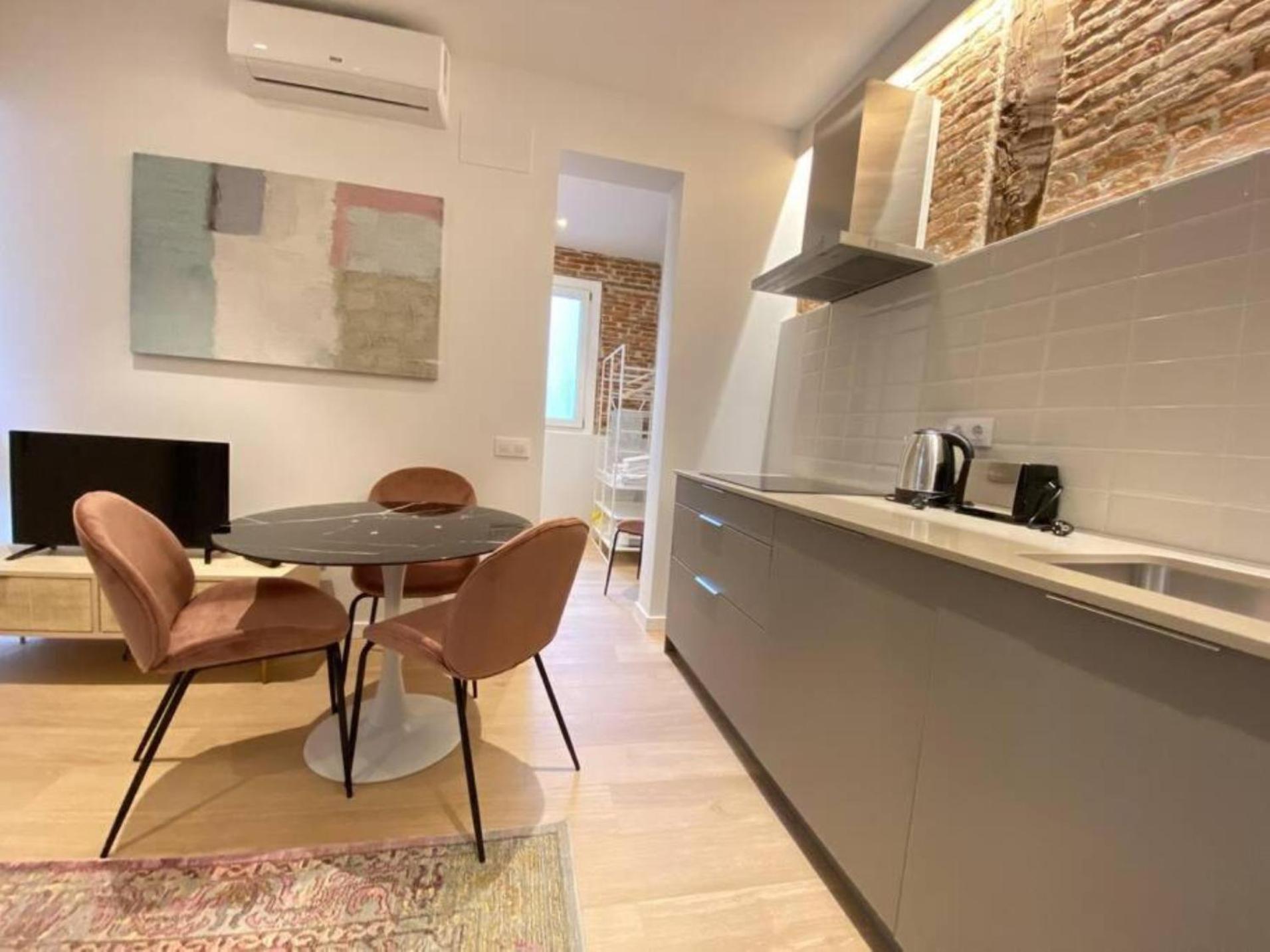 Apartamento Ah - La Latina Loft - Centro Y Comodidad En Un Solo Lugar Madrid