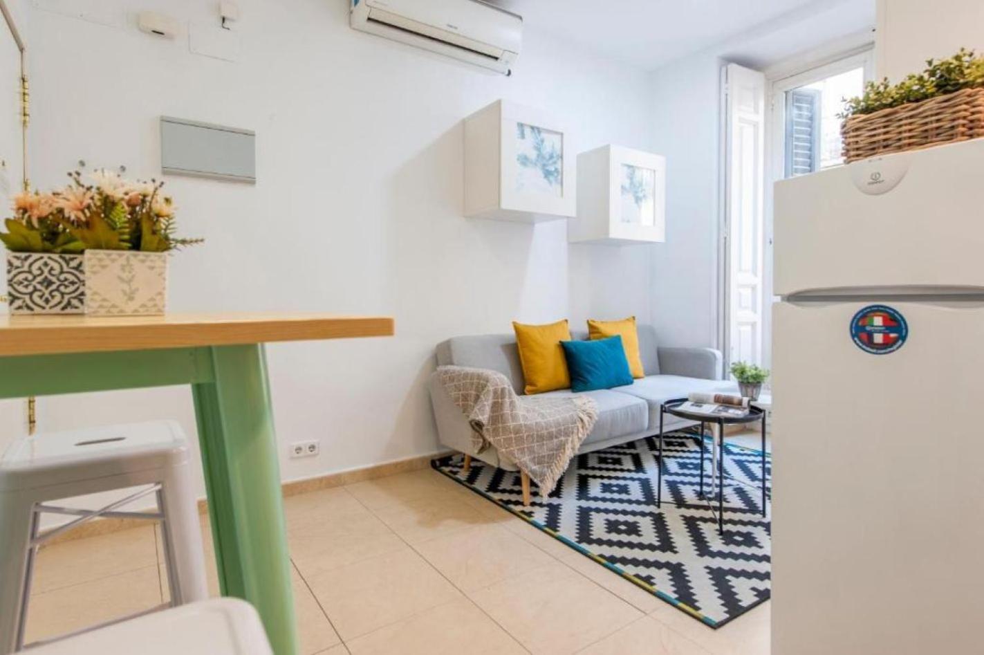 Ah- Austrias I - Diseno Y Tranquilidad Junto A Plaza De Espana Apartamento *