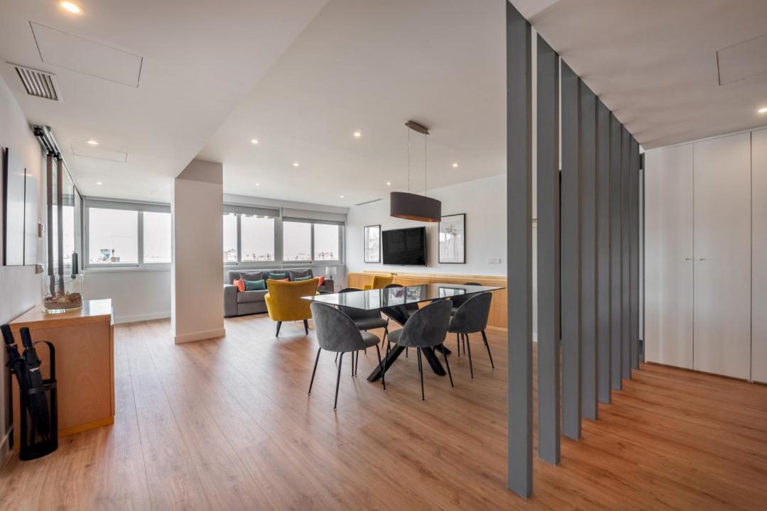 2 Bedroom 2 Bathroom Furnished - Salamanca - Bright & Stylish - Mintystay Apartamento