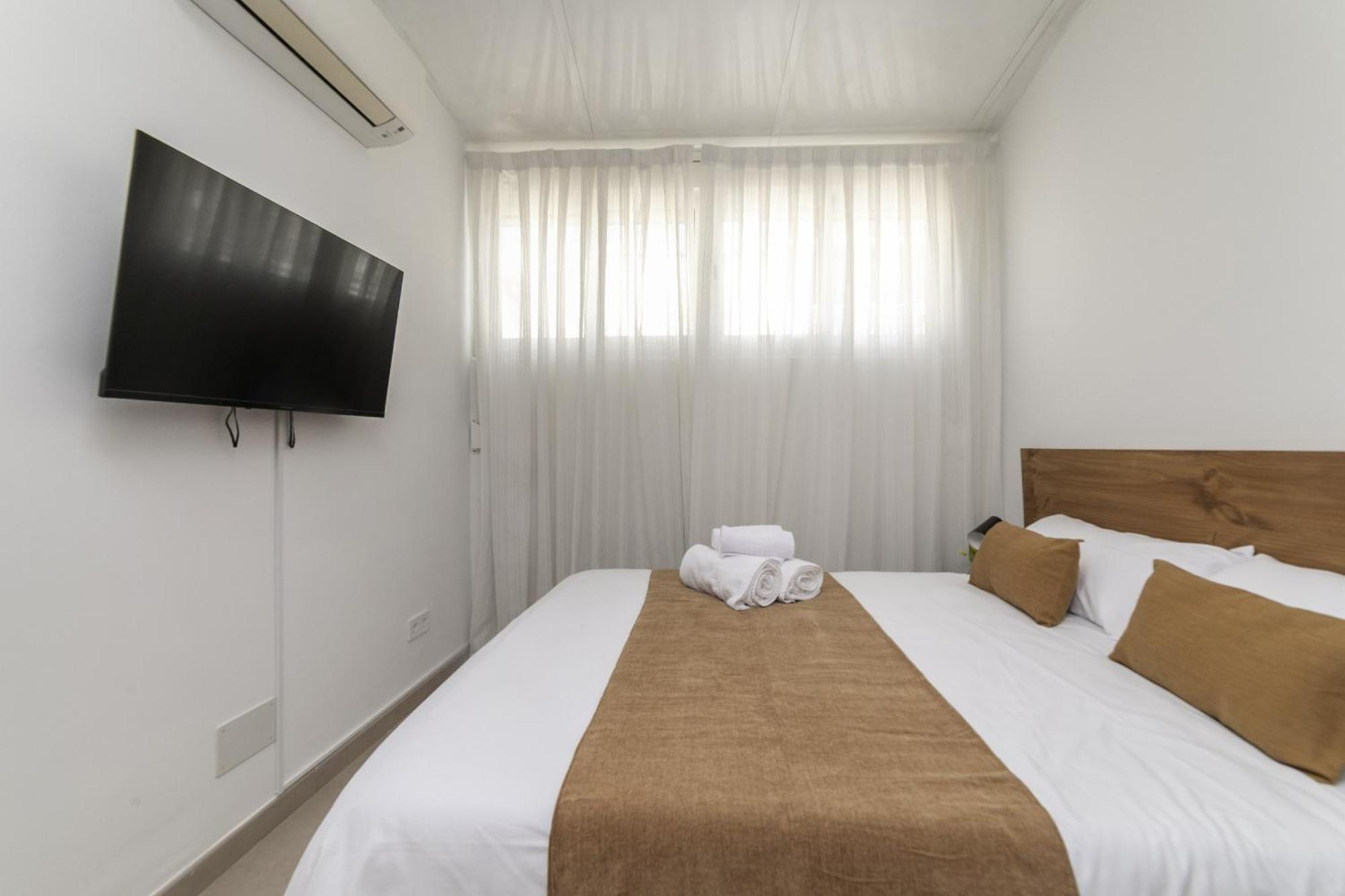 Deluxe Xvi - Ferga Apartment Madrid