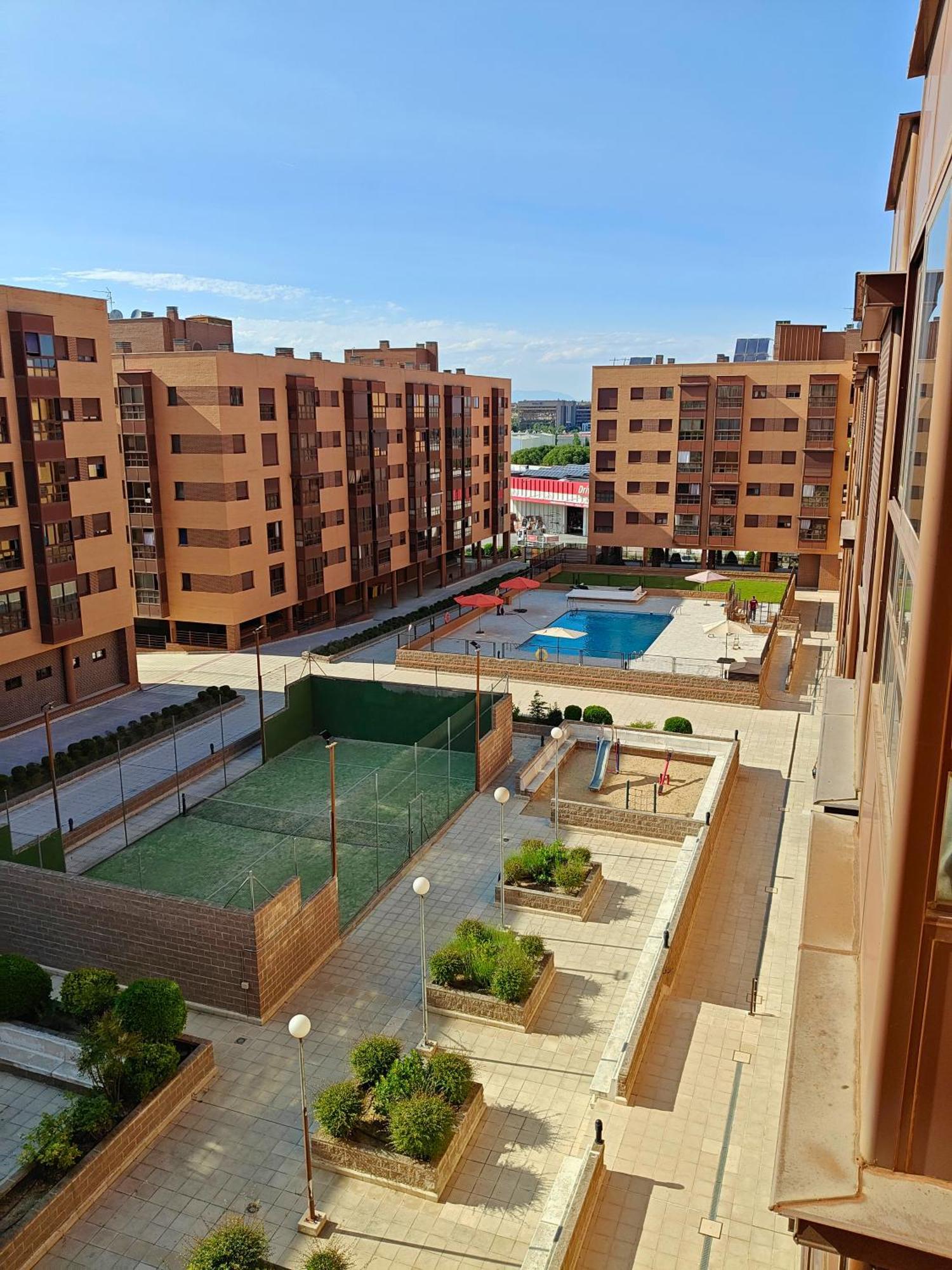 Campezo Airport Apartamento Madrid