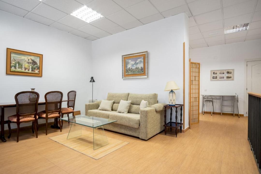 2 Bedrooms 1,5 Bathrooms Furnished - Malasana - Cozy & Vintage - Minty