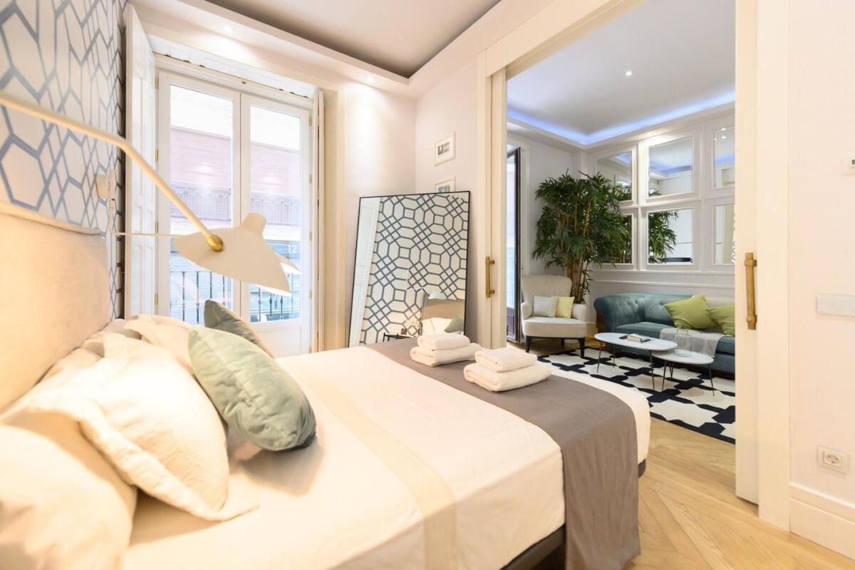 Luxury In The Center Of Rei25 Madrid