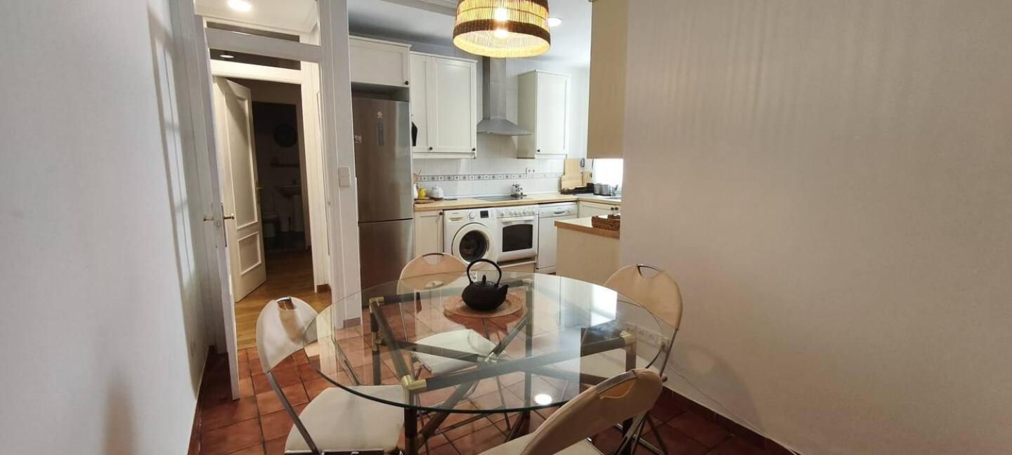 Apartamento Bright In La Latina With Balconies - Encomienda Madrid