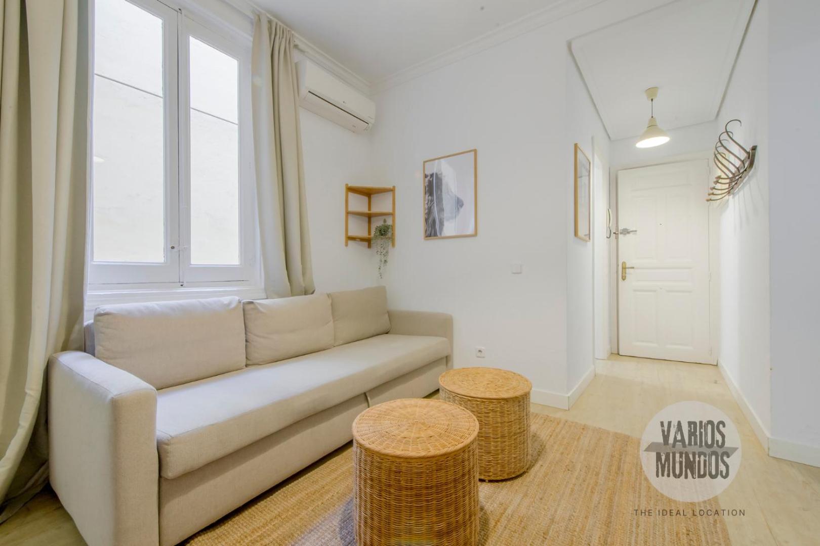 Apartamento Literaria 3 En Letras, Ventura De La Vega Madrid