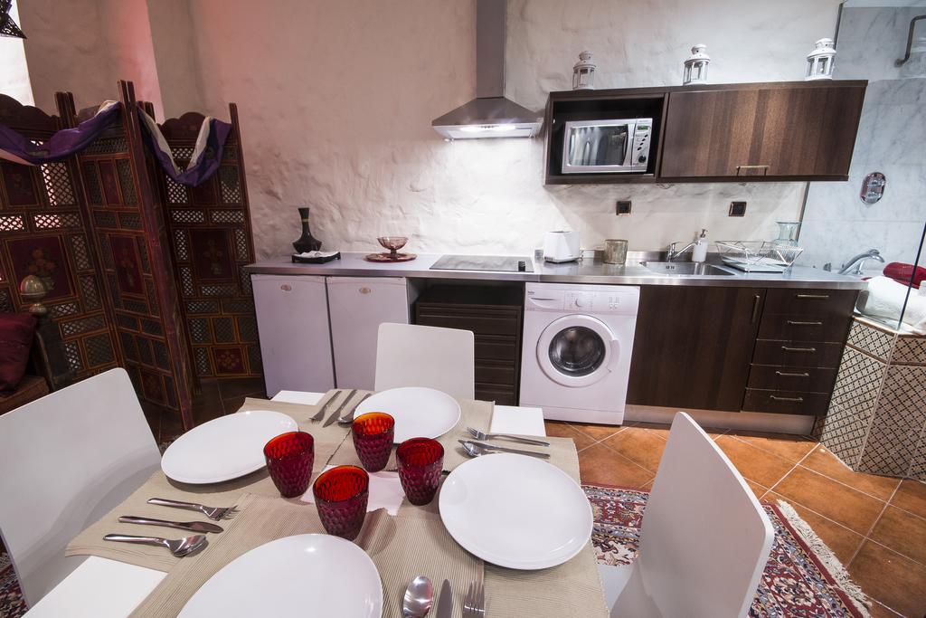 Apartment Alaia Holidays Gran Via Madrid