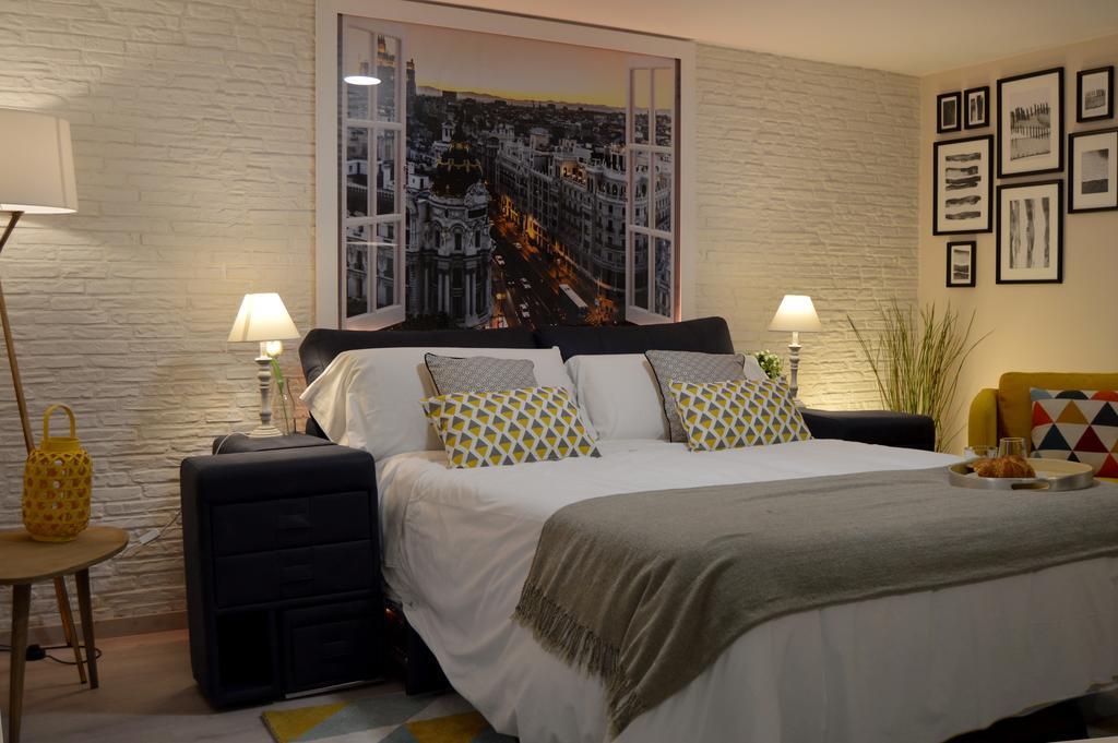 Plaza De Cascorro City Center Apartment
