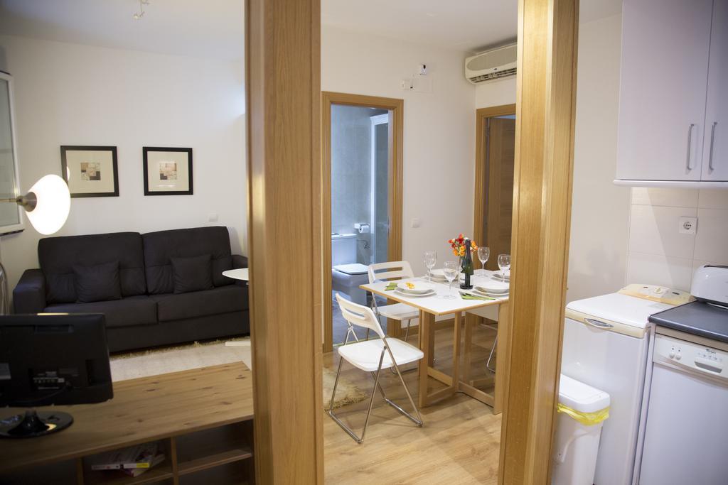 Alaia Holidays Gran Via Apartment Madrid