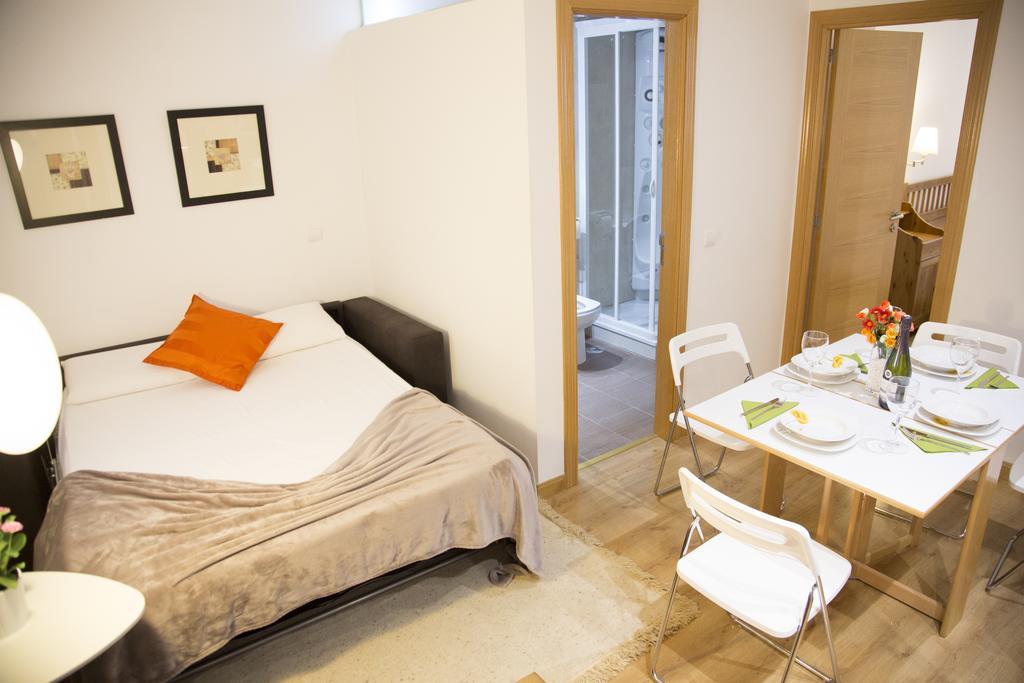 Apartment Alaia Holidays Gran Via Madrid