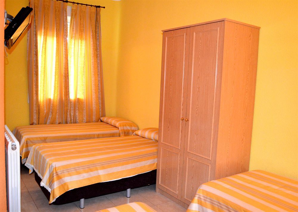 Josefina Hostal