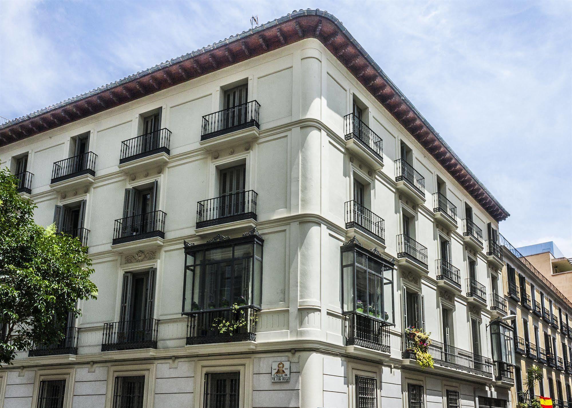 Gran Via Suites Hotel *