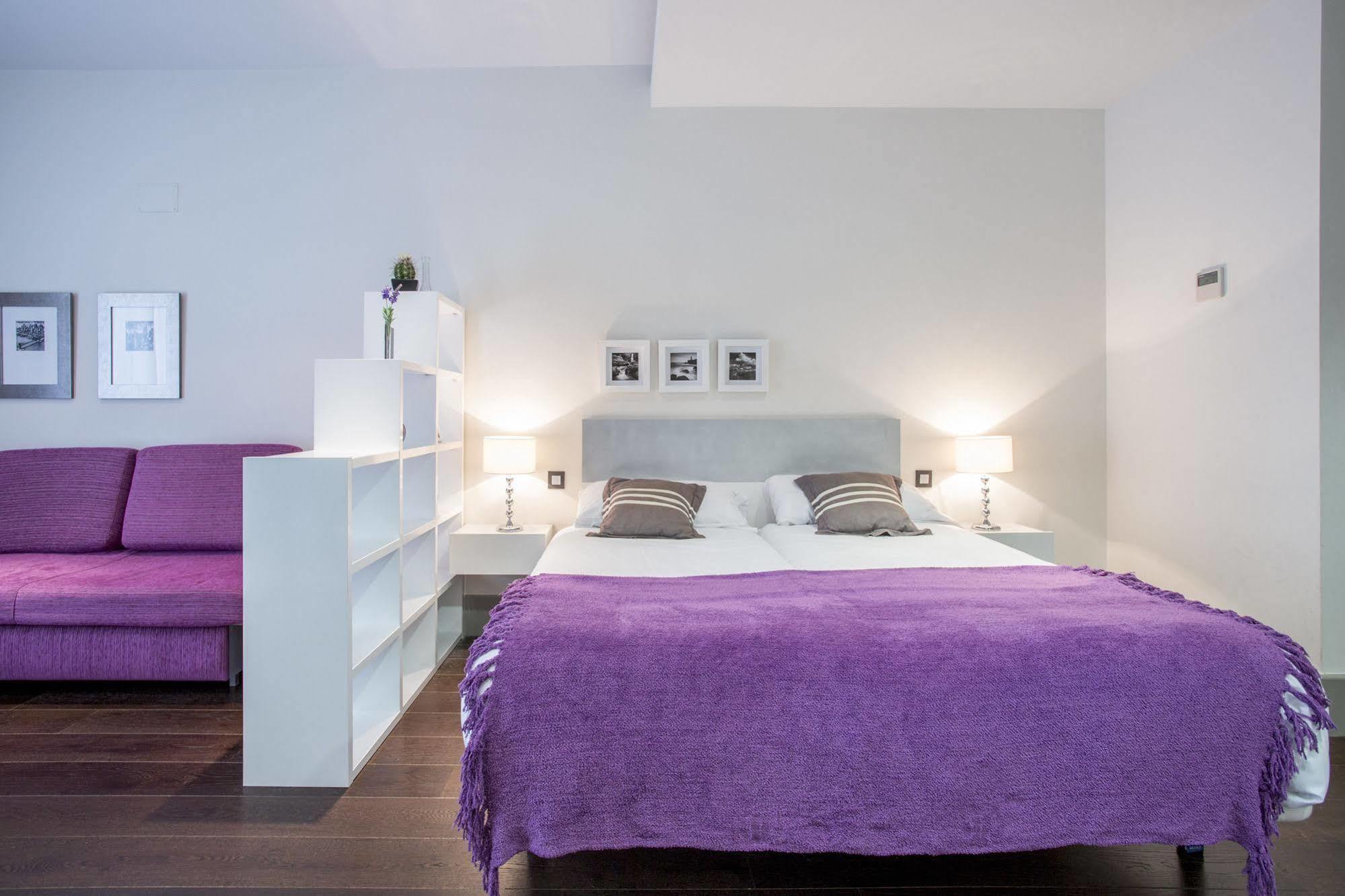 Hotel Gran Via Suites