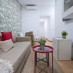 Ah- Acogedor Y Moderno En El Corazon Del Madrid De Los Austrias