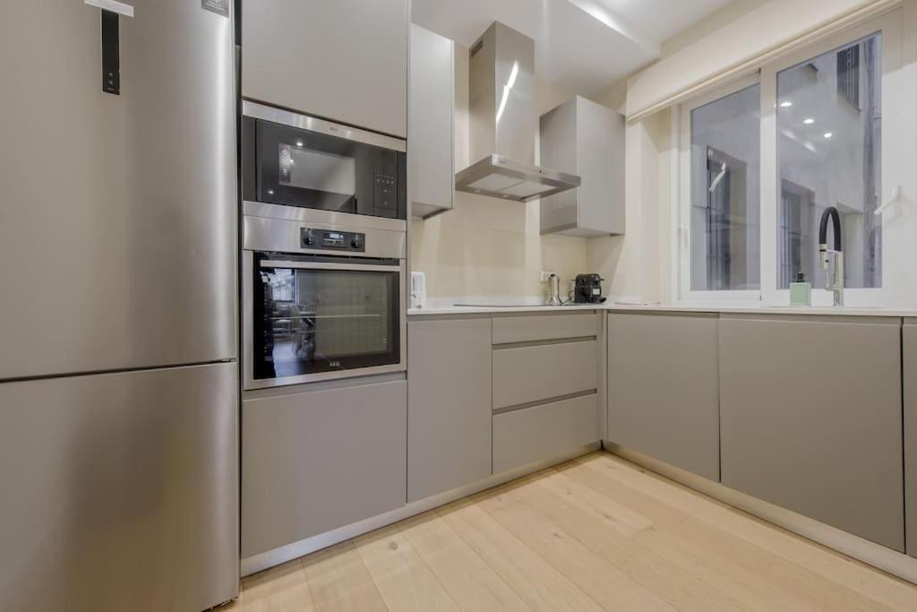 Apartamento Exclusivo Piso De 4 Hab Con Vistas A La Latina *