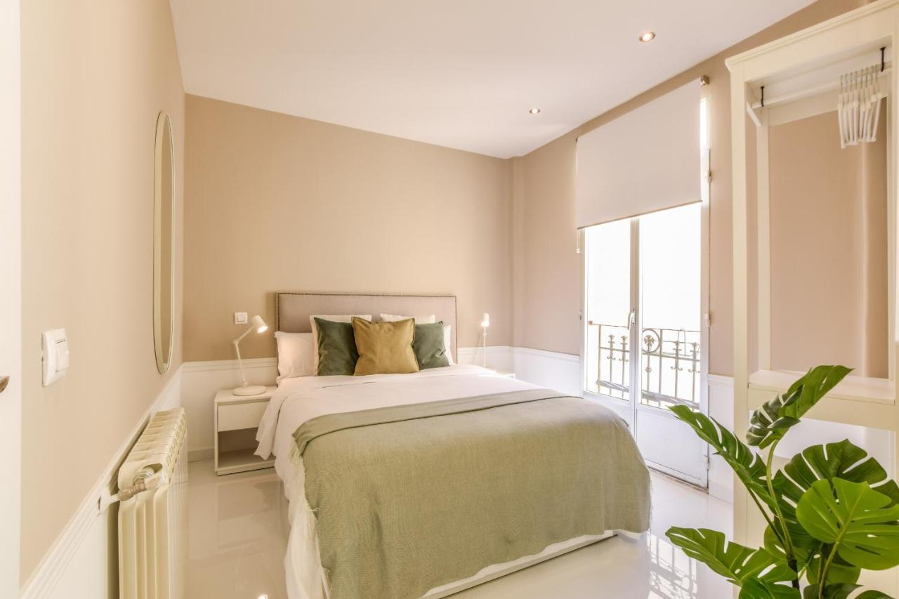 Embajadores Xi Apartment *