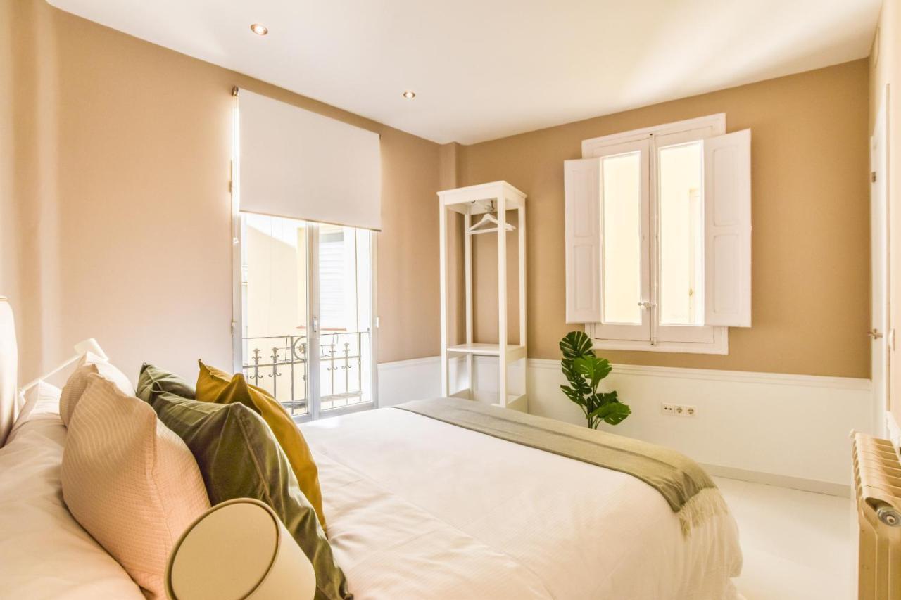 Embajadores Xi Apartment