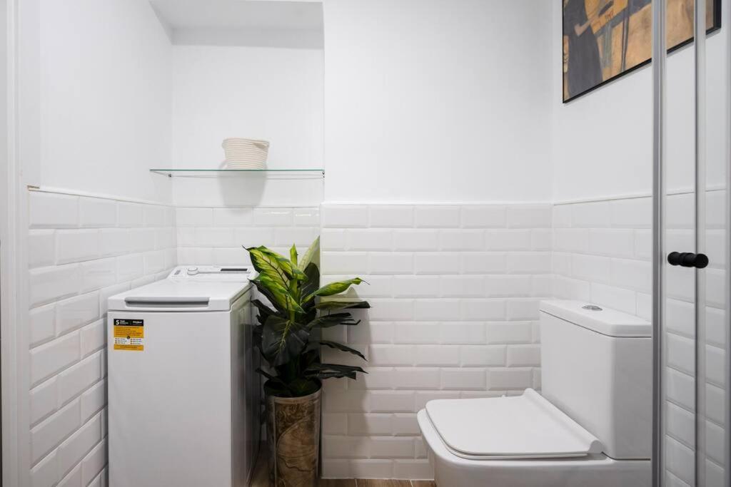 Chamberi - Quiet Flat, Ideal For Families Cas Apartment Madrid