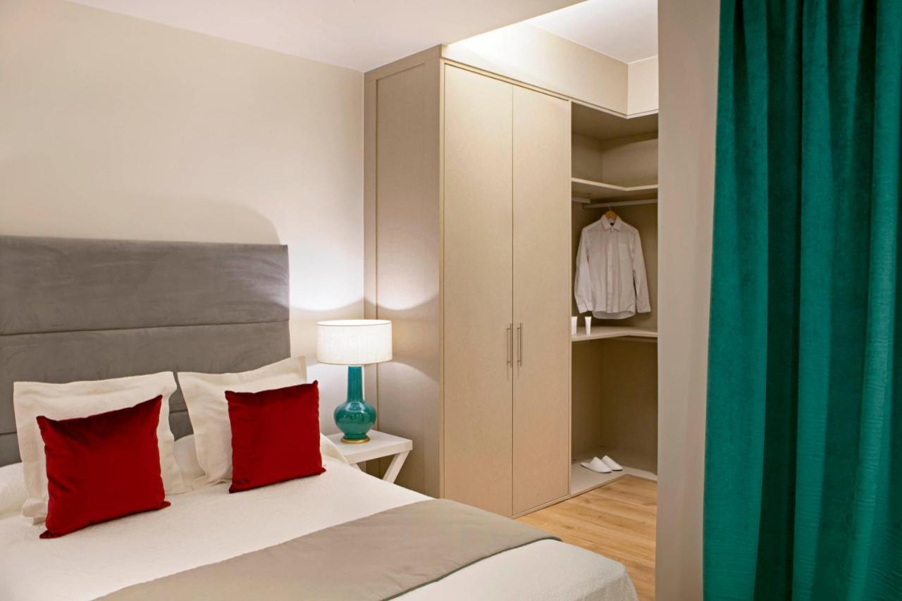 Jacinto Benavente-chromotheraphy Experience Apartment Madrid