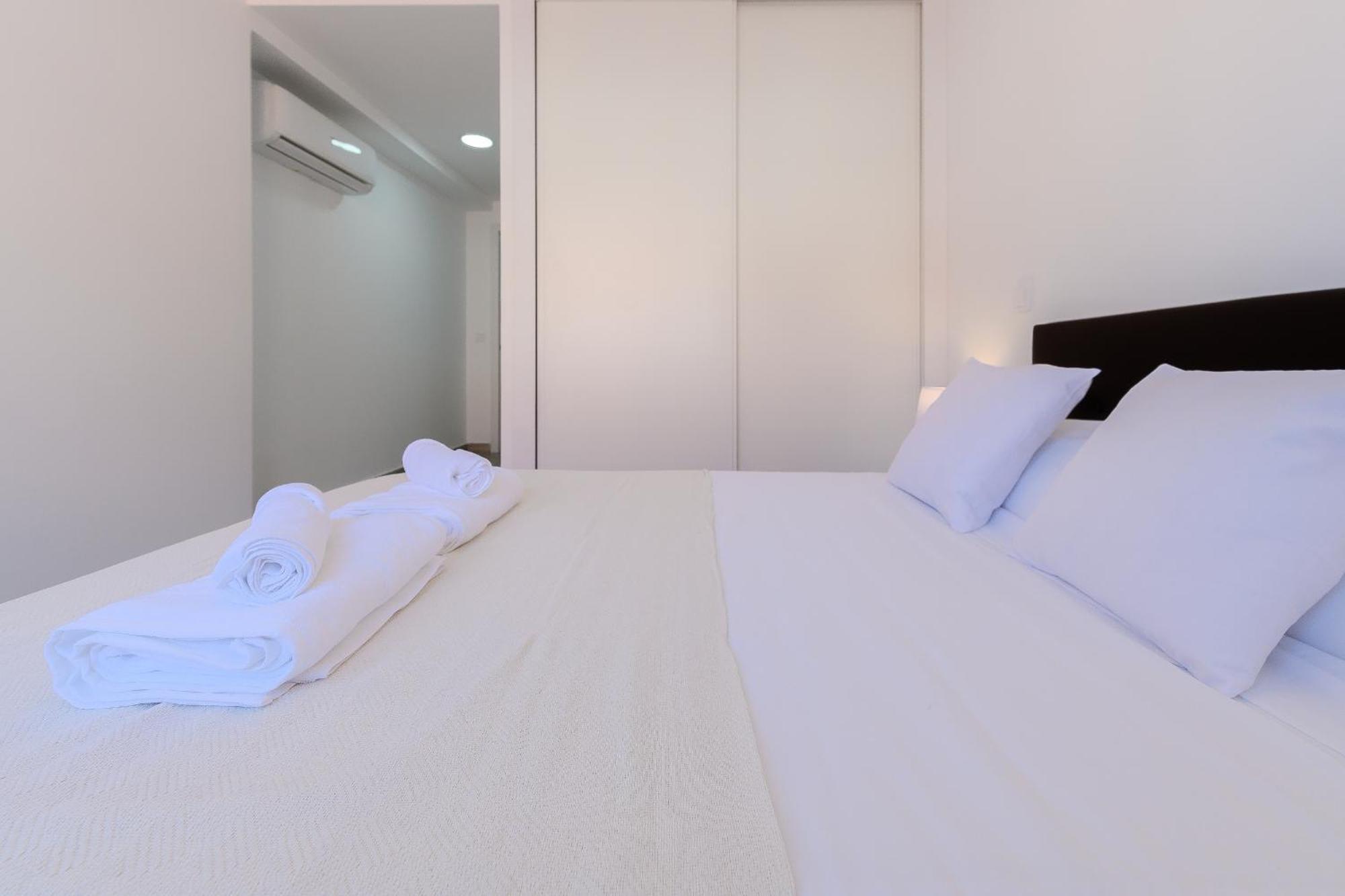 For Acogedor Temporal De Un En Chamartin Mma323a Apartamento *