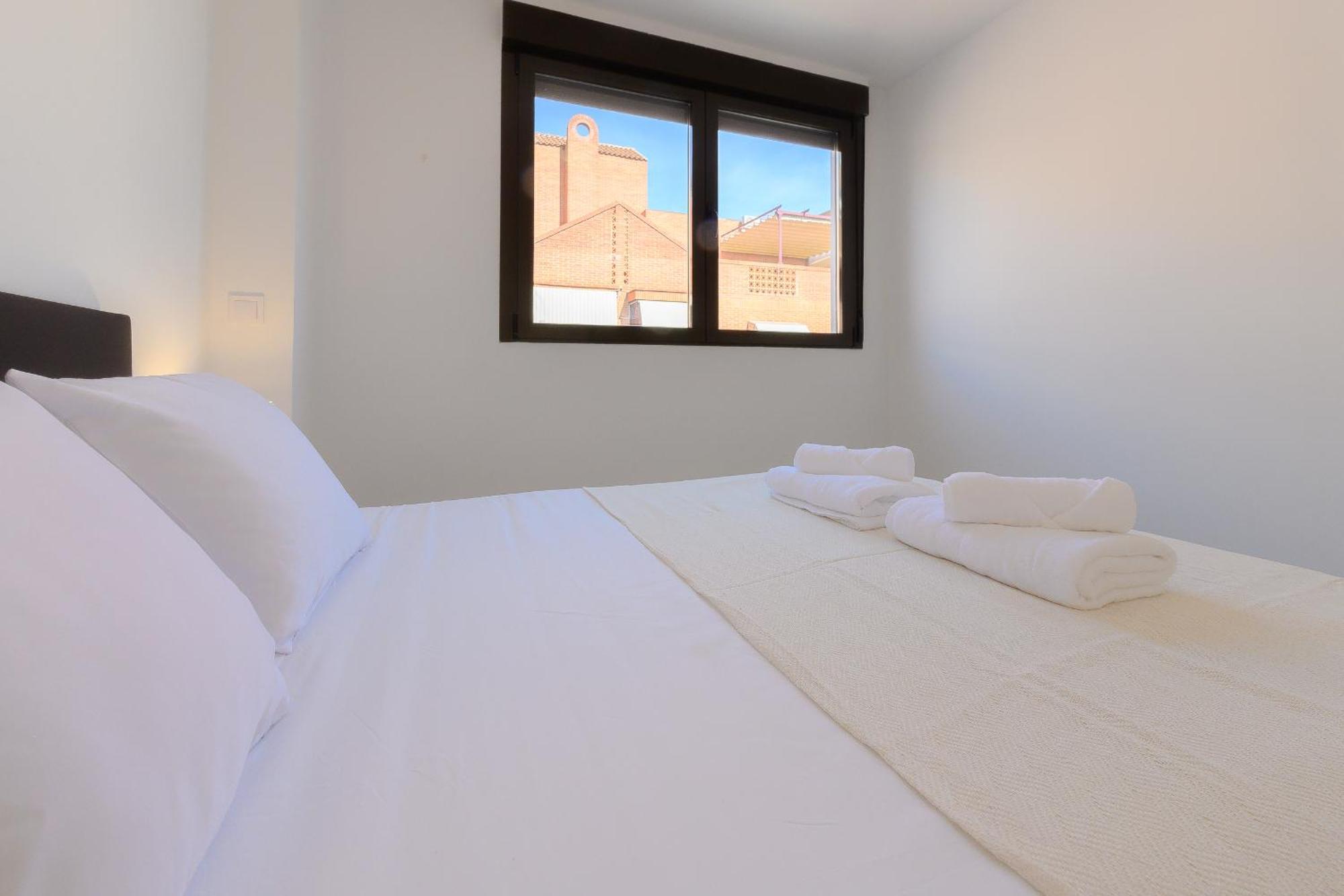For Acogedor Temporal De Un En Chamartin Mma323a Apartamento