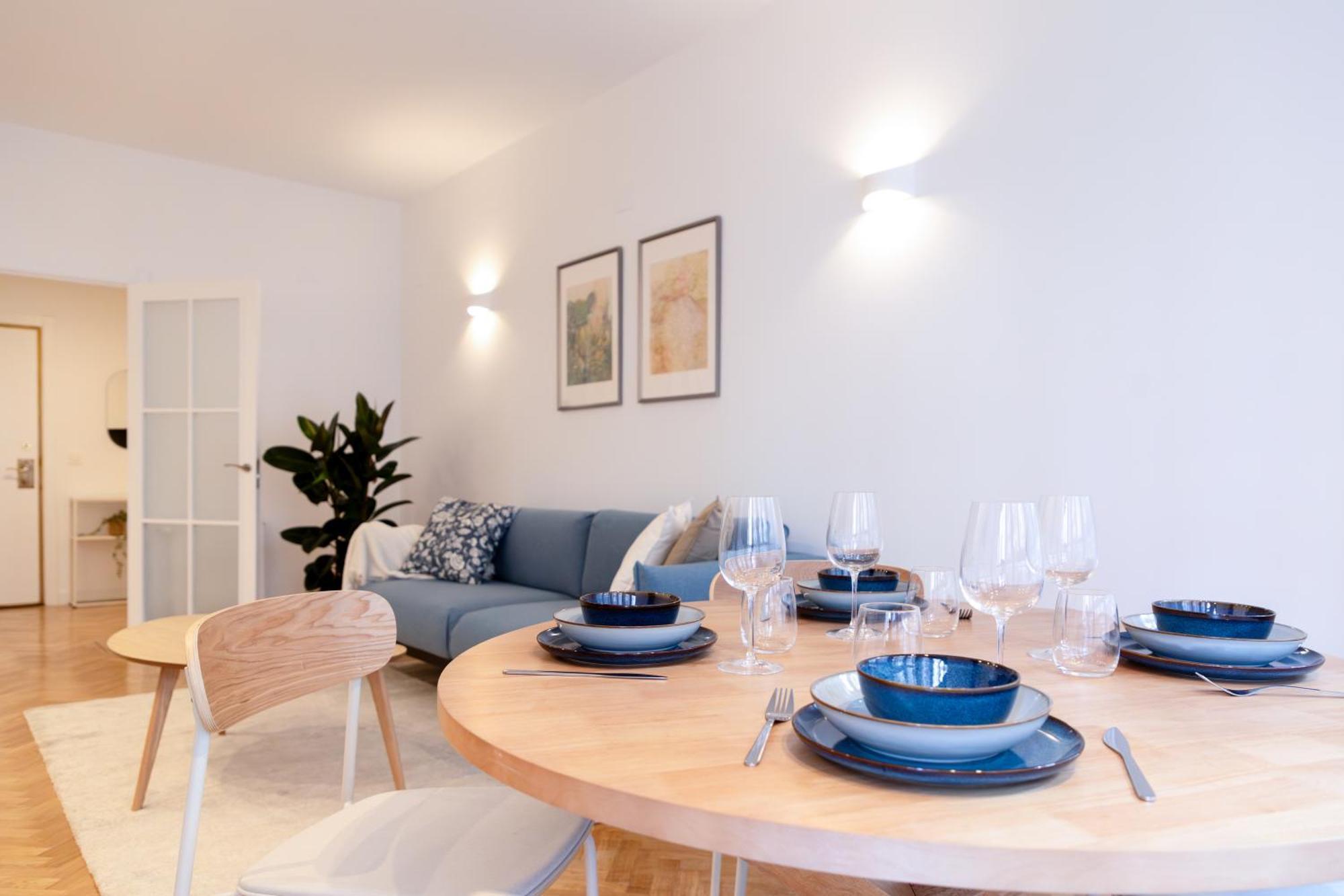 Apartamento Claraval - Con Despacho En Chamberi,