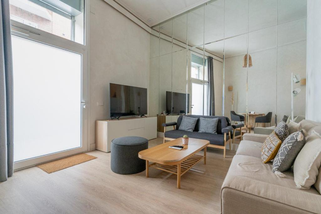 Modern Cozy With Yard - 1bd 1bath - Metro Tetuan Apartamento Madrid