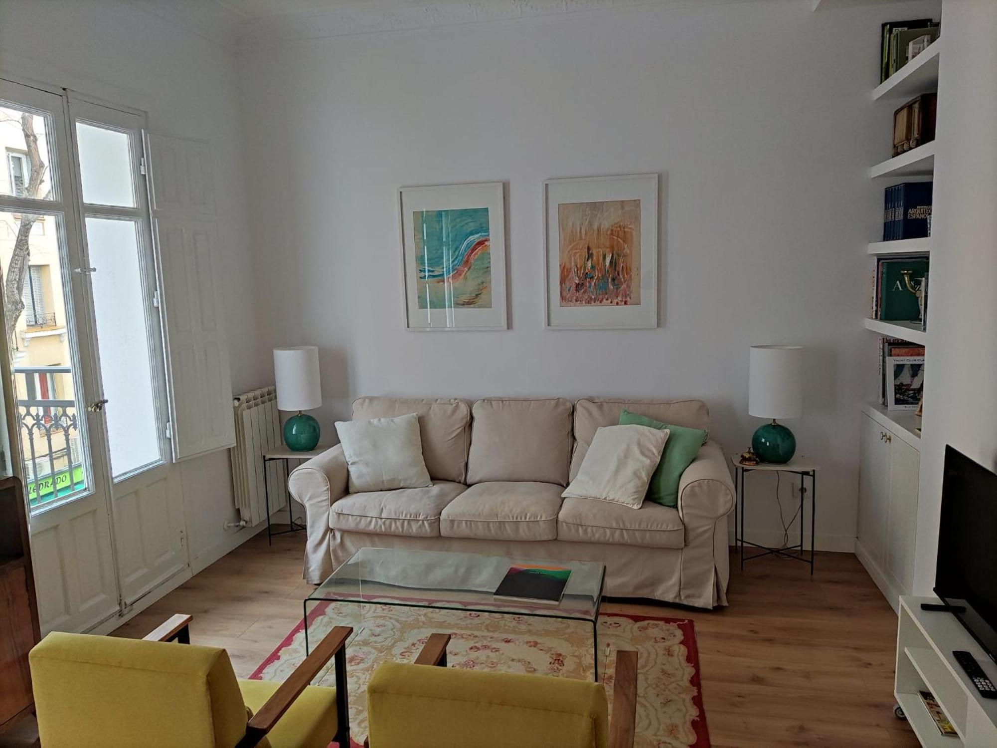 Piso Reformado De 2 Y 2 Banos Apartamento