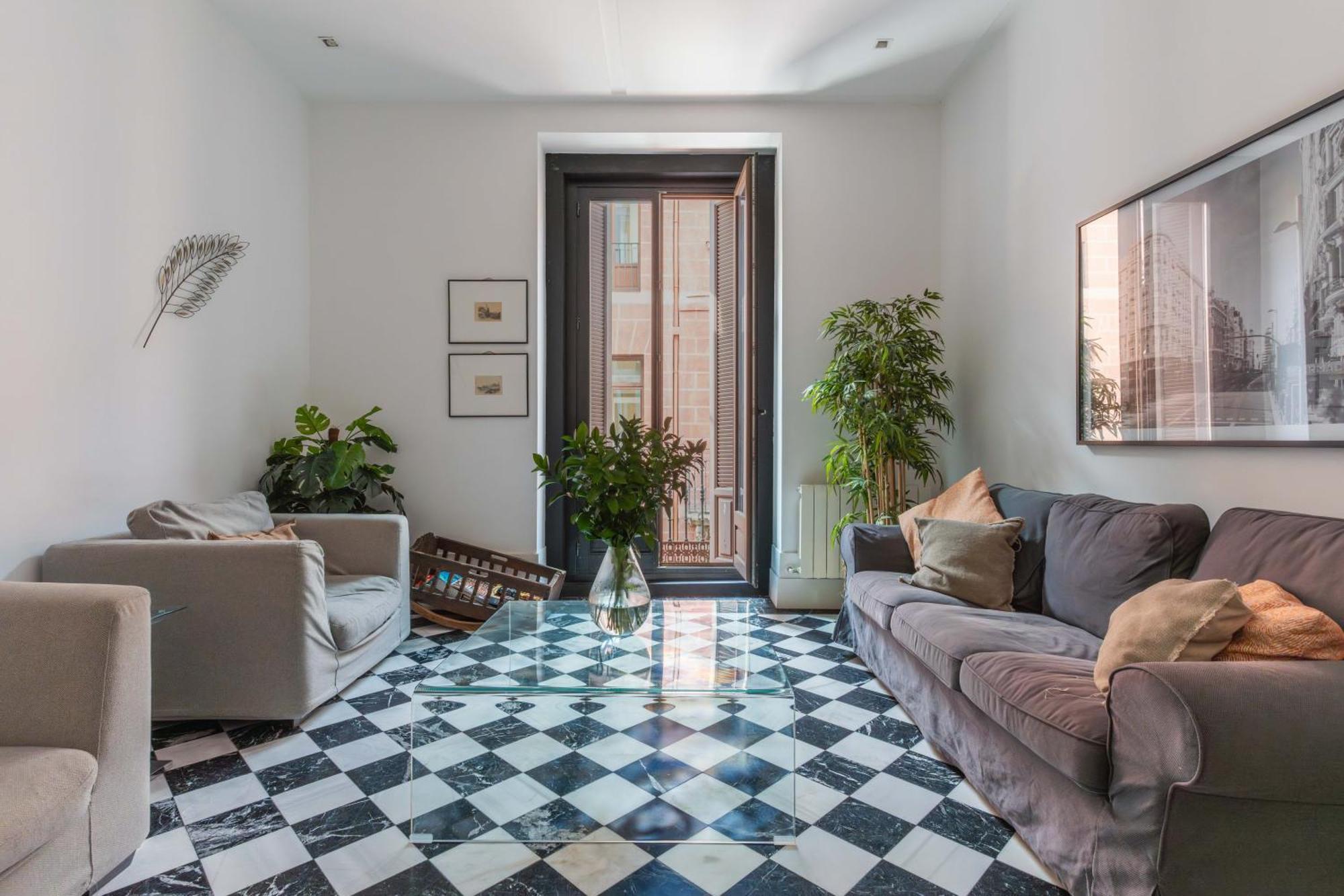 Stylish & Centric- 2bd 2bth Magdalena Apartment Madrid