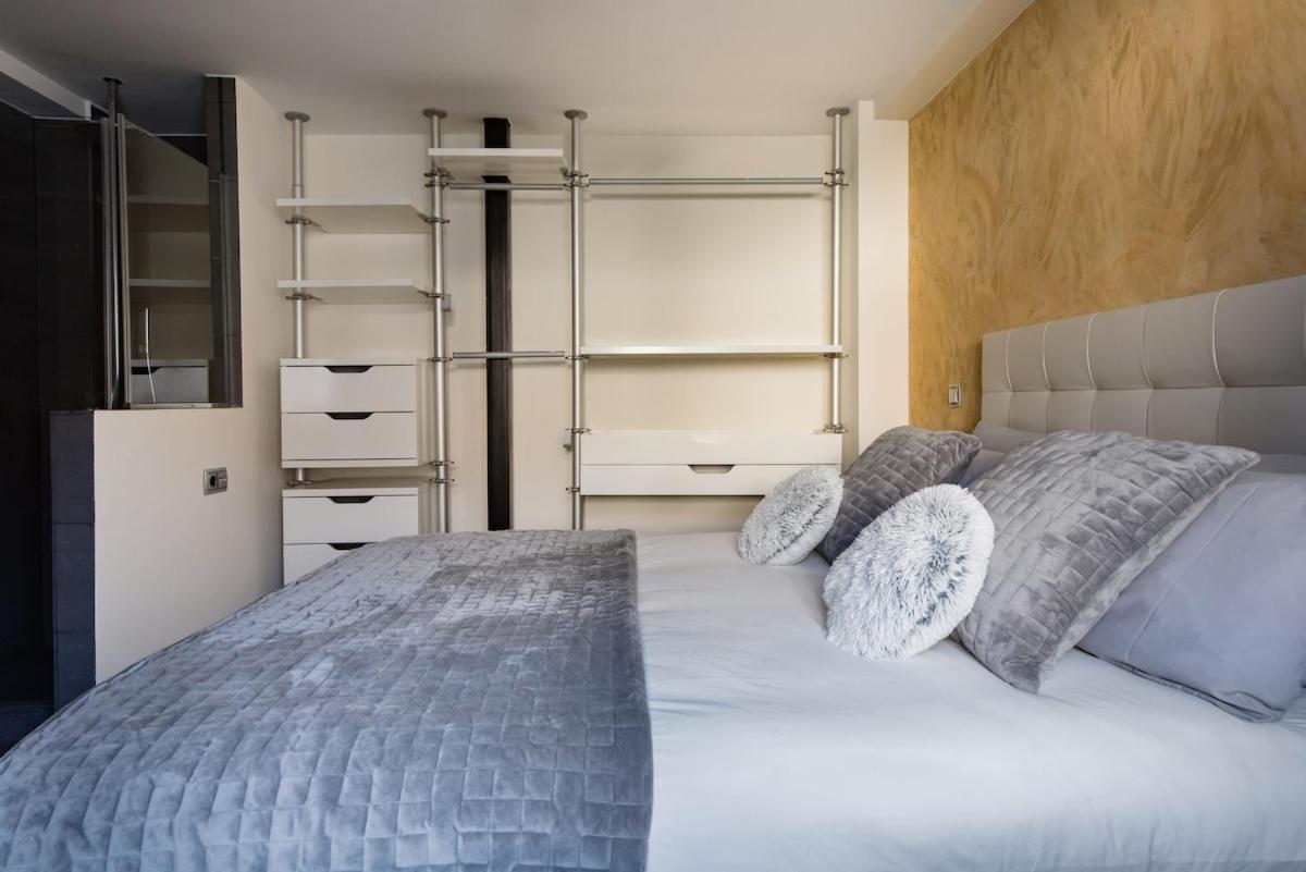 Apartment Big For 2 Person In Historic Center *