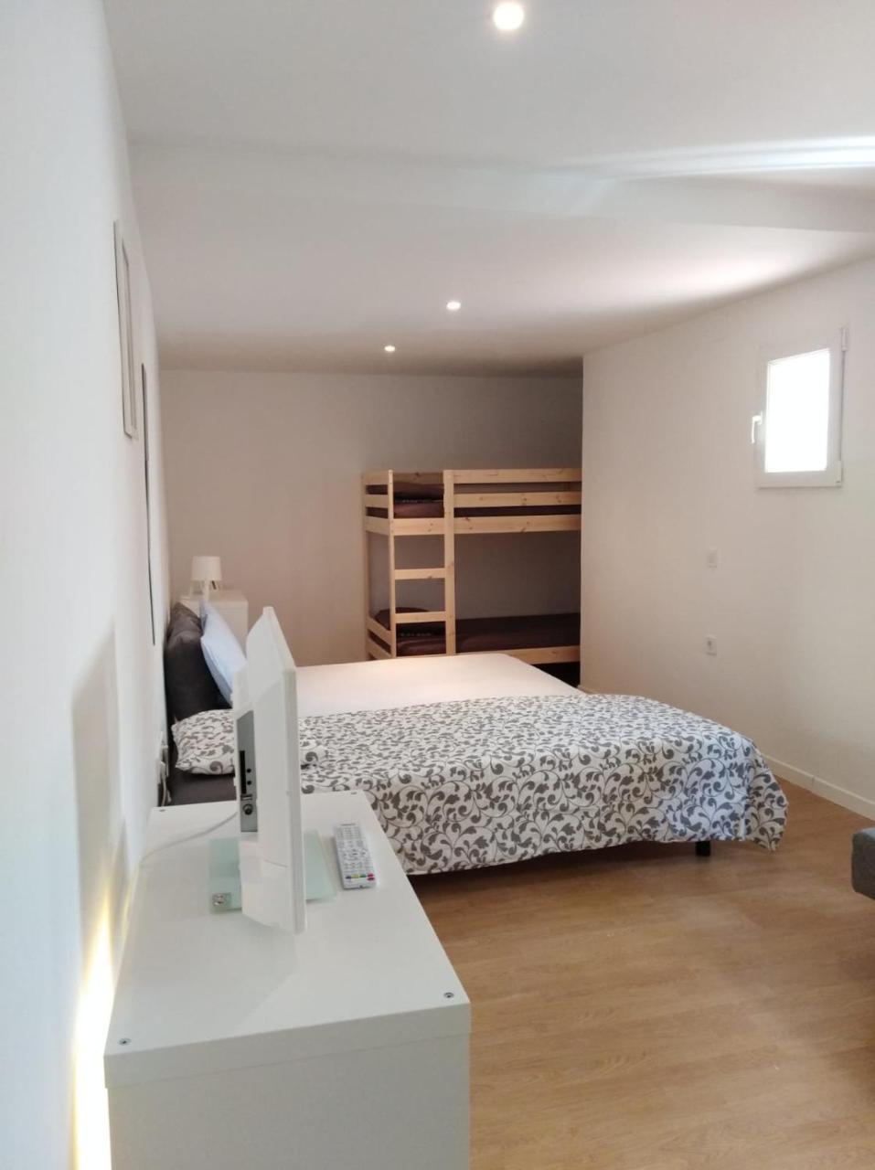Apartment Estudios General Ricardos Madrid- Estudio 1
