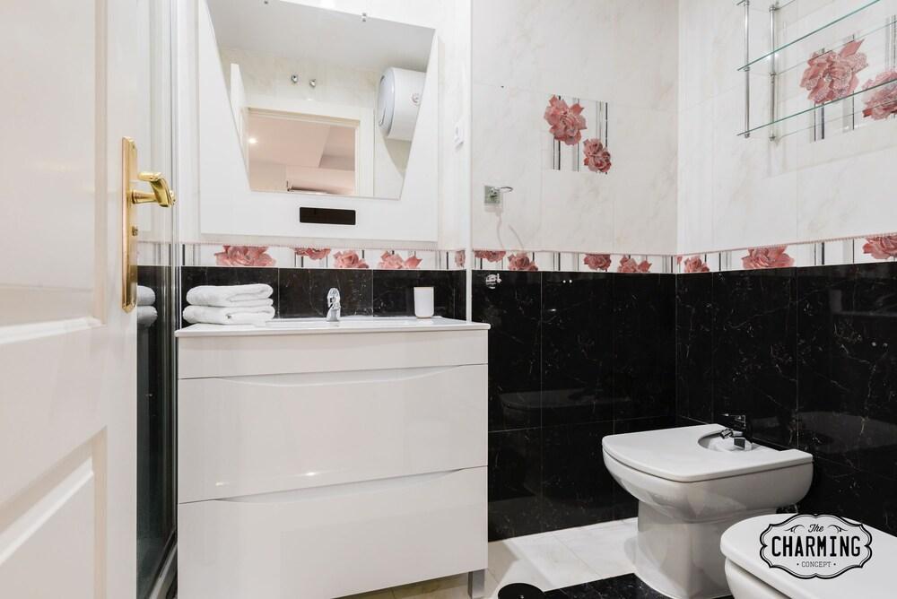 Charming Puerta De Toledo Iv Hotel 3*